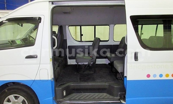 Tenga Tsaru Toyota Hiace Chena Mota in Beitbridge in Matabeleland South Tenga Tsaru Toyota Hiace Chena Mota in Beitbridge in Matabeleland South