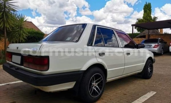 Tenga Tsaru Mazda 323 Chena Mota in Beitbridge in Matabeleland South Tenga Tsaru Mazda 323 Chena Mota in Beitbridge in Matabeleland South