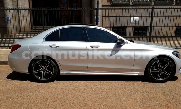 Tenga Tsaru Mercedes-Benz C180 coupe Sirivha Mota in Beitbridge in Matabeleland South Tenga Tsaru Mercedes-Benz C180 coupe Sirivha Mota in Beitbridge in Matabeleland South