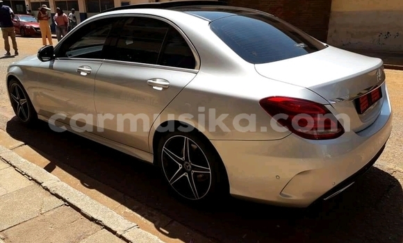 Tenga Tsaru Mercedes-Benz C180 coupe Sirivha Mota in Beitbridge in Matabeleland South Tenga Tsaru Mercedes-Benz C180 coupe Sirivha Mota in Beitbridge in Matabeleland South