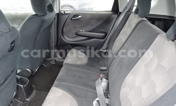 Acheter Occasion Voiture Honda Fit Gris à Beitbridge, Matabeleland South Acheter Occasion Voiture Honda Fit Gris à Beitbridge, Matabeleland South