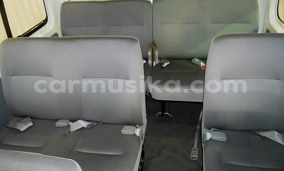 Tenga Tsaru Toyota Hiace Chena Mota in Beitbridge in Matabeleland South Tenga Tsaru Toyota Hiace Chena Mota in Beitbridge in Matabeleland South