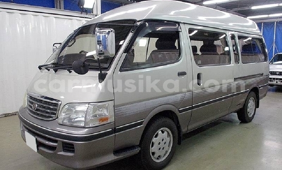 Buy Used Toyota Hiace Other Car in Beitbridge in Matabeleland South