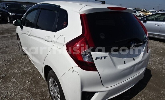 Tenga Tsaru Honda Fit Chena Mota in Beitbridge in Matabeleland South Tenga Tsaru Honda Fit Chena Mota in Beitbridge in Matabeleland South