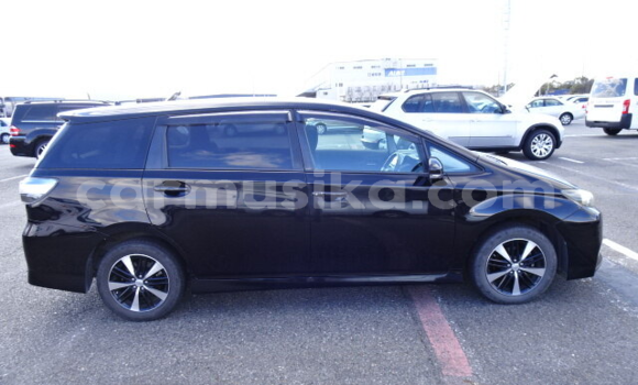 Tenga Tsaru Toyota Wish Chena Mota in Beitbridge in Matabeleland South Tenga Tsaru Toyota Wish Chena Mota in Beitbridge in Matabeleland South