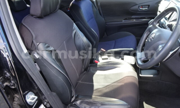 Tenga Tsaru Toyota Wish Chena Mota in Beitbridge in Matabeleland South Tenga Tsaru Toyota Wish Chena Mota in Beitbridge in Matabeleland South