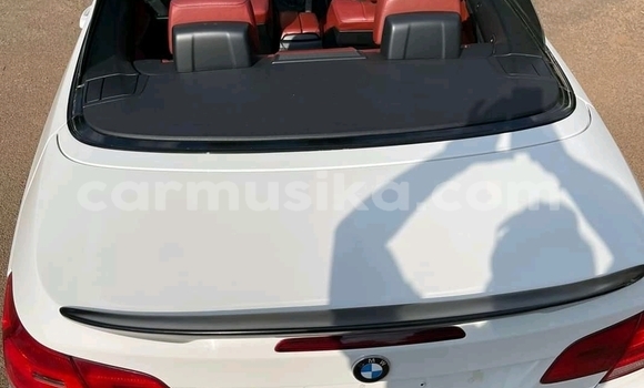 Tenga Tsaru BMW 3–Series Tsvuku Mota in Beitbridge in Matabeleland South Tenga Tsaru BMW 3–Series Tsvuku Mota in Beitbridge in Matabeleland South