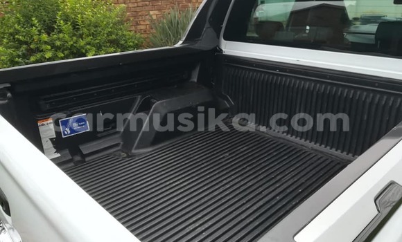 Buy Used Ford Ranger White Car in Beitbridge in Matabeleland South Buy Used Ford Ranger White Car in Beitbridge in Matabeleland South