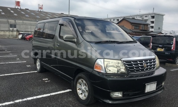 Buy Used Toyota Granvia Black Car in Beitbridge in Matabeleland South