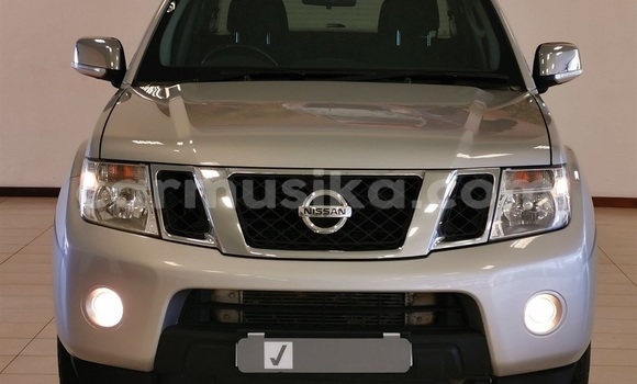Buy Used Nissan Navara Silver Car in Beitbridge in Matabeleland South Buy Used Nissan Navara Silver Car in Beitbridge in Matabeleland South