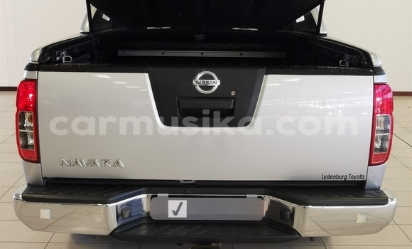 Buy Used Nissan Navara Silver Car in Beitbridge in Matabeleland South Buy Used Nissan Navara Silver Car in Beitbridge in Matabeleland South
