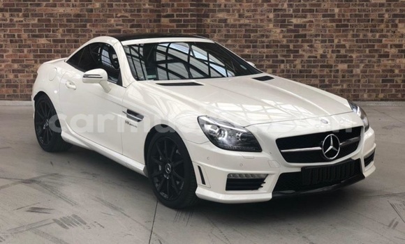 Buy Used Mercedes-Benz C-Classe White Car in Beitbridge in Matabeleland South