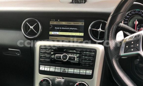 Nunua Ilio tumika Mercedes-Benz C-Classe Nyeupe Gari ndani ya Beitbridge nchini Matabeleland Kusini Nunua Ilio tumika Mercedes-Benz C-Classe Nyeupe Gari ndani ya Beitbridge nchini Matabeleland Kusini