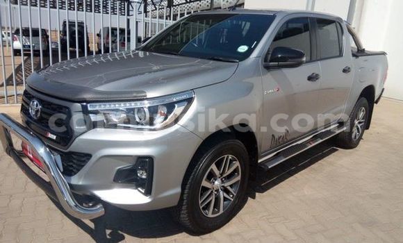 Nunua Ilio tumika Toyota Hilux Fedha Gari ndani ya Beitbridge nchini Matabeleland Kusini Nunua Ilio tumika Toyota Hilux Fedha Gari ndani ya Beitbridge nchini Matabeleland Kusini