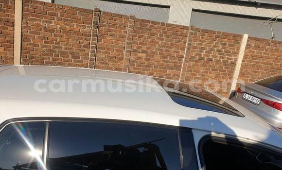 Buy Used Volkswagen Golf GTI White Car in Beitbridge in Matabeleland South Buy Used Volkswagen Golf GTI White Car in Beitbridge in Matabeleland South