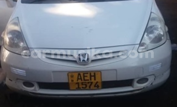 Buy Used Honda Fit White Car in Harare in Harare Buy Used Honda Fit White Car in Harare in Harare