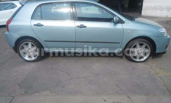 Nunua Ilio tumika Toyota Runx Bluu Gari ndani ya Beitbridge nchini Matabeleland Kusini