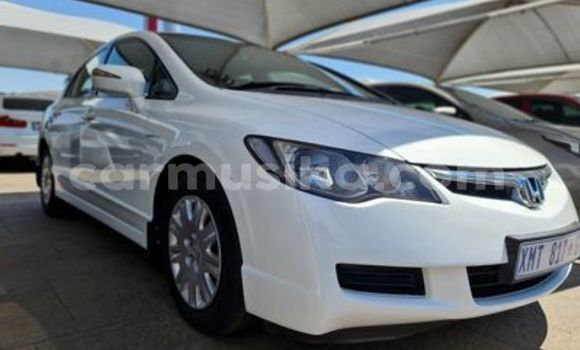 Acheter Occasion Voiture Honda Civic Blanc à Beitbridge, Matabeleland South Acheter Occasion Voiture Honda Civic Blanc à Beitbridge, Matabeleland South