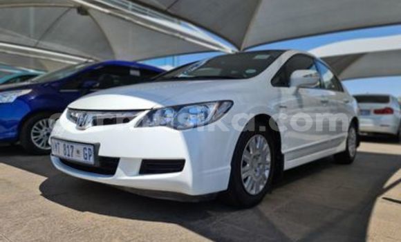Acheter Occasion Voiture Honda Civic Blanc à Beitbridge, Matabeleland South Acheter Occasion Voiture Honda Civic Blanc à Beitbridge, Matabeleland South