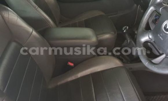 Acheter Occasion Voiture Mazda B–series Blanc à Beitbridge, Matabeleland South Acheter Occasion Voiture Mazda B–series Blanc à Beitbridge, Matabeleland South