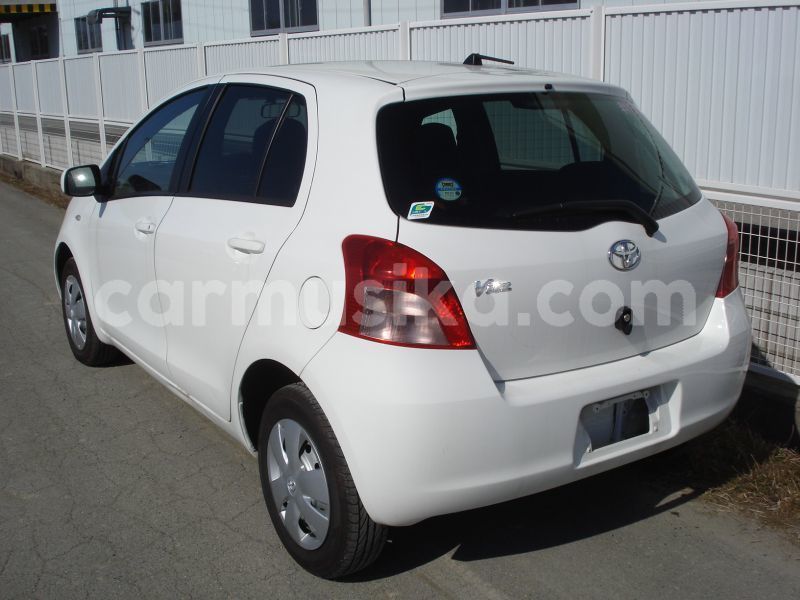 Big with watermark toyota vitz matabeleland south beitbridge 20819