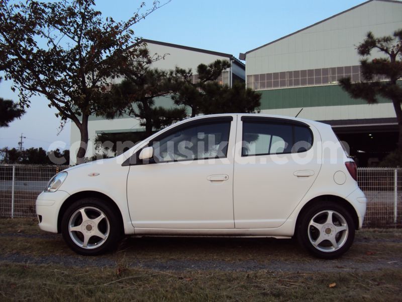 Big with watermark toyota vitz matabeleland south beitbridge 20823