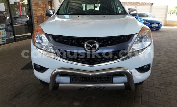 Buy Used Mazda BT-50 White Car in Beitbridge in Matabeleland South Buy Used Mazda BT-50 White Car in Beitbridge in Matabeleland South