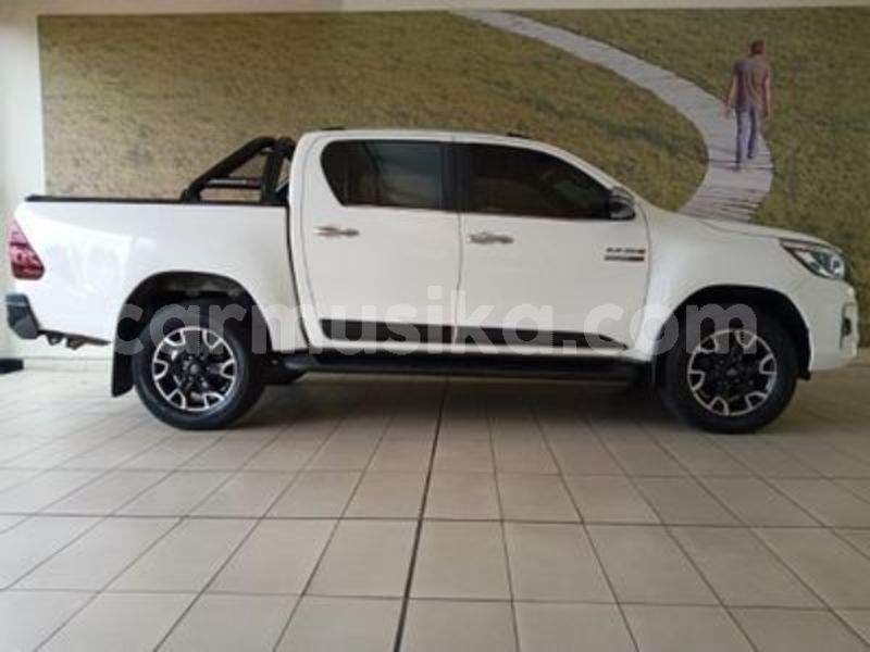 Big with watermark toyota hilux matabeleland south beitbridge 20834