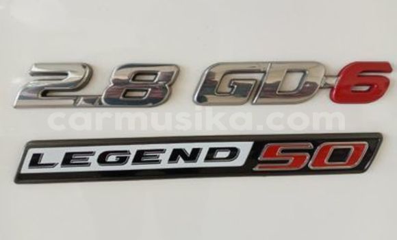 Buy Used Toyota Hilux White Car in Beitbridge in Matabeleland South Buy Used Toyota Hilux White Car in Beitbridge in Matabeleland South