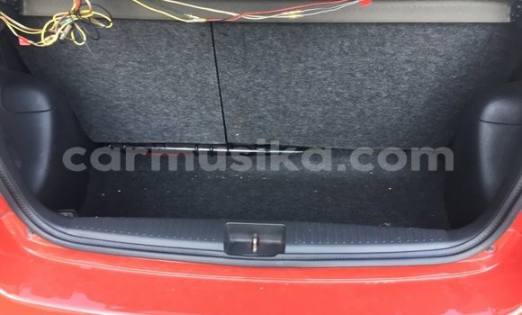 Nunua Ilio tumika Toyota Vitz Nyingine Gari ndani ya Beitbridge nchini Matabeleland Kusini Nunua Ilio tumika Toyota Vitz Nyingine Gari ndani ya Beitbridge nchini Matabeleland Kusini