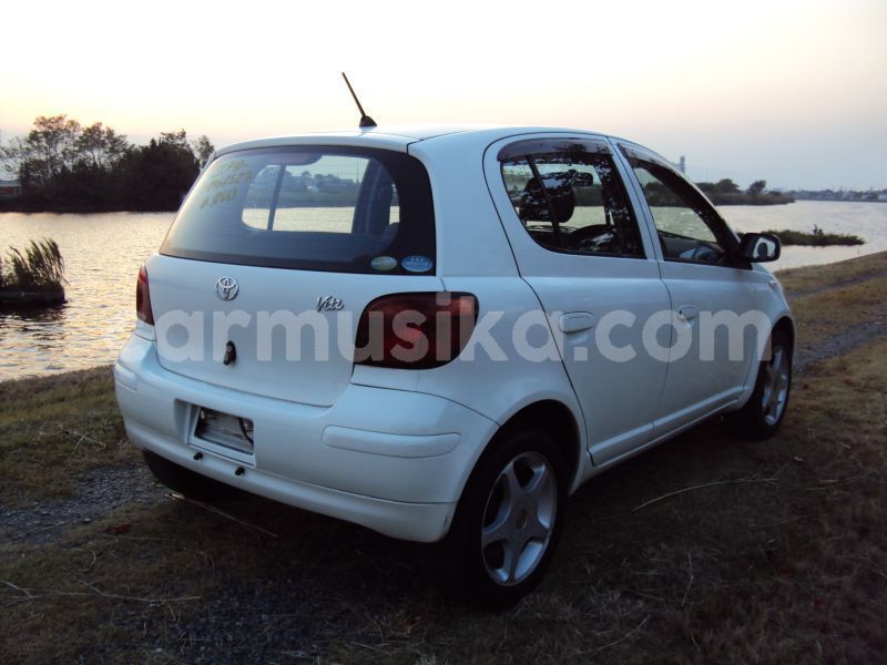 Big with watermark toyota vitz matabeleland south beitbridge 20842