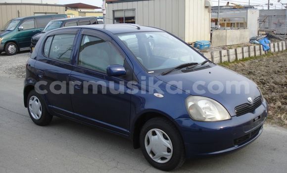 Buy Used Toyota Vitz Blue Car in Beitbridge in Matabeleland South Buy Used Toyota Vitz Blue Car in Beitbridge in Matabeleland South