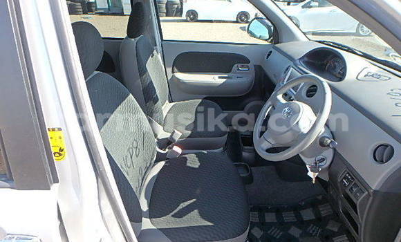 Nunua Ilio tumika Toyota Sienta Fedha Gari ndani ya Beitbridge nchini Matabeleland Kusini Nunua Ilio tumika Toyota Sienta Fedha Gari ndani ya Beitbridge nchini Matabeleland Kusini