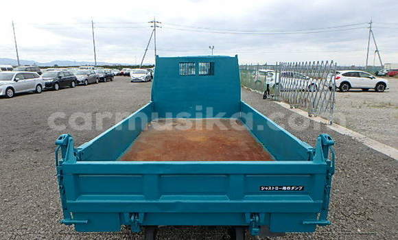 Tenga Tsaru Toyota Dyna Zvimwe Rori in Beitbridge in Matabeleland South Tenga Tsaru Toyota Dyna Zvimwe Rori in Beitbridge in Matabeleland South