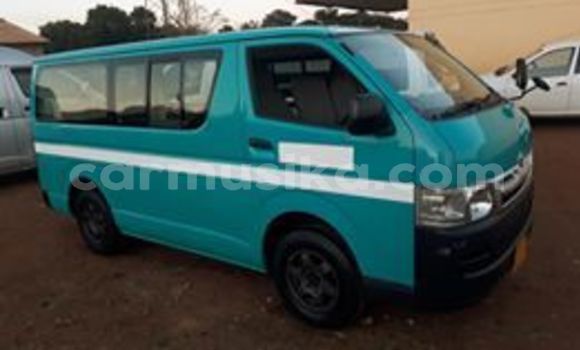 Tenga Tsaru Toyota Hiace Zvimwe Mota in Harare in Harare Tenga Tsaru Toyota Hiace Zvimwe Mota in Harare in Harare