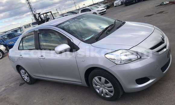 Nunua Ilio tumika Toyota Belta Fedha Gari ndani ya Beitbridge nchini Matabeleland Kusini