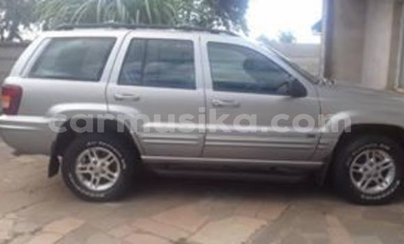 Nunua Ilio tumika Jeep Grand Cherokee Fedha Gari ndani ya Harare nchini Harare