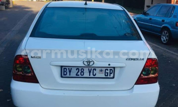 Acheter Occasion Voiture Toyota Corolla Blanc à Beitbridge, Matabeleland South Acheter Occasion Voiture Toyota Corolla Blanc à Beitbridge, Matabeleland South