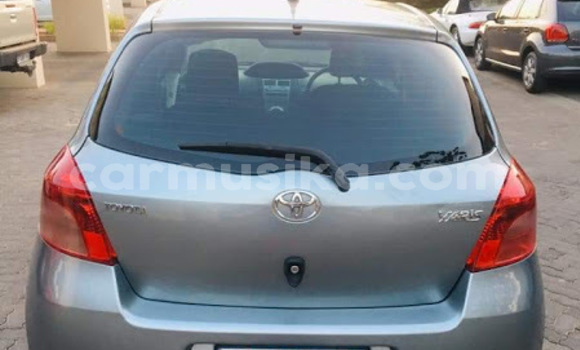 Buy Used Toyota Yaris Silver Car in Beitbridge in Matabeleland South Buy Used Toyota Yaris Silver Car in Beitbridge in Matabeleland South