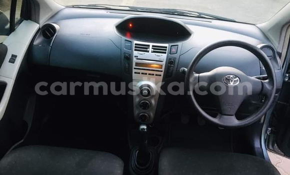 Buy Used Toyota Yaris Silver Car in Beitbridge in Matabeleland South Buy Used Toyota Yaris Silver Car in Beitbridge in Matabeleland South