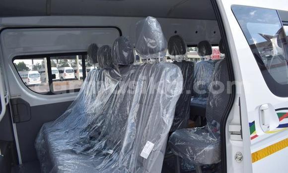 Buy New Jinbei Haise White Car in Beitbridge in Matabeleland South Buy New Jinbei Haise White Car in Beitbridge in Matabeleland South