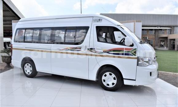 Buy New Jinbei Haise White Car in Beitbridge in Matabeleland South Buy New Jinbei Haise White Car in Beitbridge in Matabeleland South