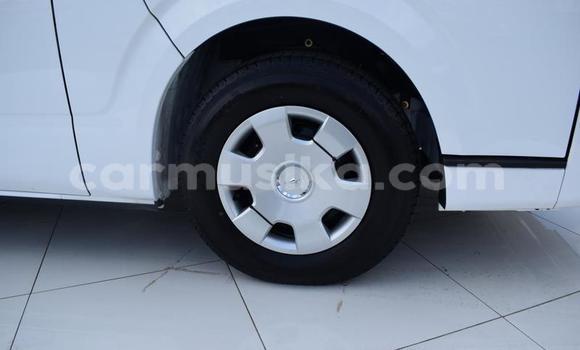 Buy New Jinbei Haise White Car in Beitbridge in Matabeleland South Buy New Jinbei Haise White Car in Beitbridge in Matabeleland South