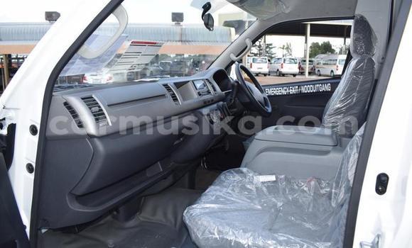 Buy New Jinbei Haise White Car in Beitbridge in Matabeleland South Buy New Jinbei Haise White Car in Beitbridge in Matabeleland South