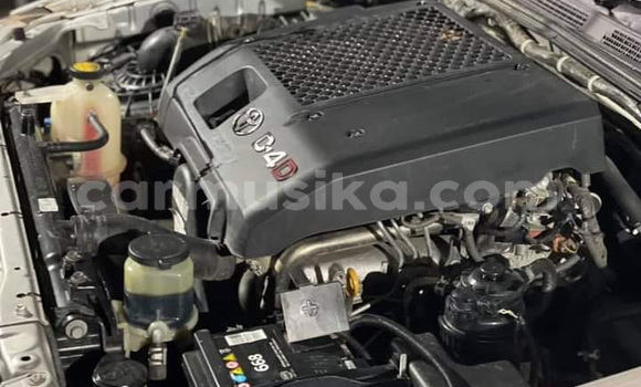 Tenga Tsaru Toyota Hilux Sirivha Mota in Beitbridge in Matabeleland South Tenga Tsaru Toyota Hilux Sirivha Mota in Beitbridge in Matabeleland South