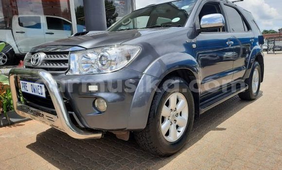 Acheter Occasion Voiture Toyota Fortuner Autre à Beitbridge, Matabeleland South Acheter Occasion Voiture Toyota Fortuner Autre à Beitbridge, Matabeleland South