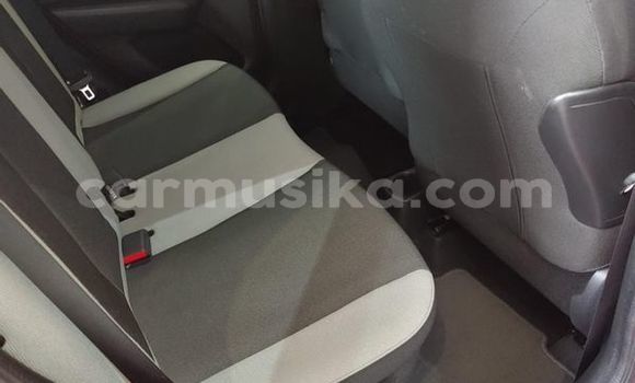 Acheter Occasion Voiture Toyota Aygo Rouge à Beitbridge, Matabeleland South Acheter Occasion Voiture Toyota Aygo Rouge à Beitbridge, Matabeleland South