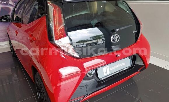 Acheter Occasion Voiture Toyota Aygo Rouge à Beitbridge, Matabeleland South Acheter Occasion Voiture Toyota Aygo Rouge à Beitbridge, Matabeleland South