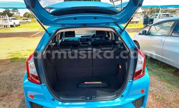 Acheter Occasion Voiture Honda Fit Bleu à Beitbridge, Matabeleland South Acheter Occasion Voiture Honda Fit Bleu à Beitbridge, Matabeleland South