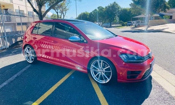 Acheter Occasion Voiture Volkswagen Golf R Rouge à Beitbridge, Matabeleland South Acheter Occasion Voiture Volkswagen Golf R Rouge à Beitbridge, Matabeleland South